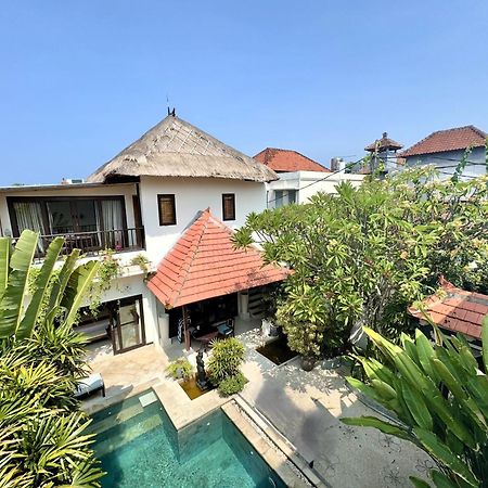 Villa Carissa Seminyak Centre, Bali By Le Ciel Hospitality Exteriér fotografie