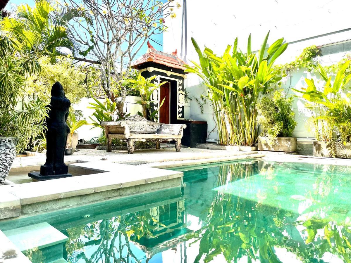 Villa Carissa Seminyak Centre, Bali By Le Ciel Hospitality Exteriér fotografie