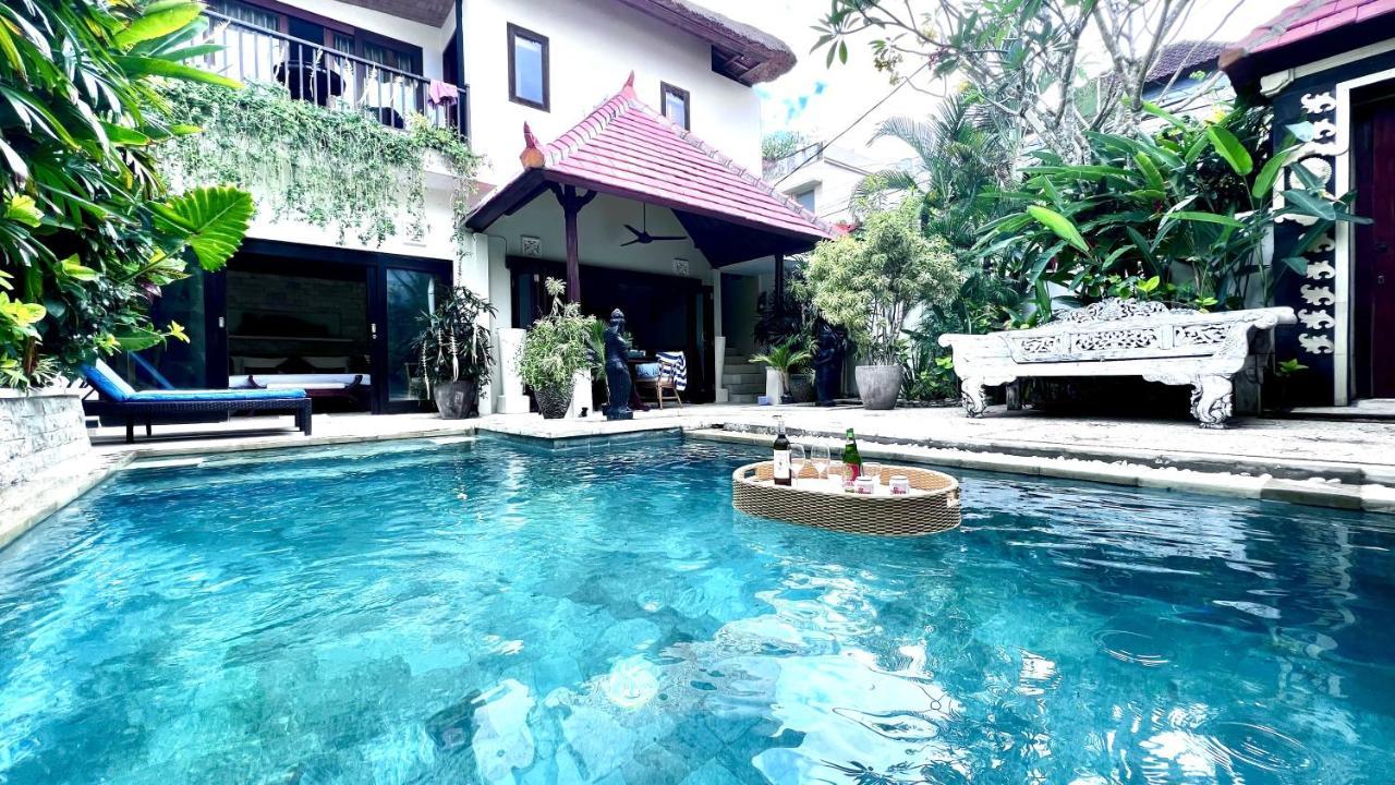 Villa Carissa Seminyak Centre, Bali By Le Ciel Hospitality Exteriér fotografie