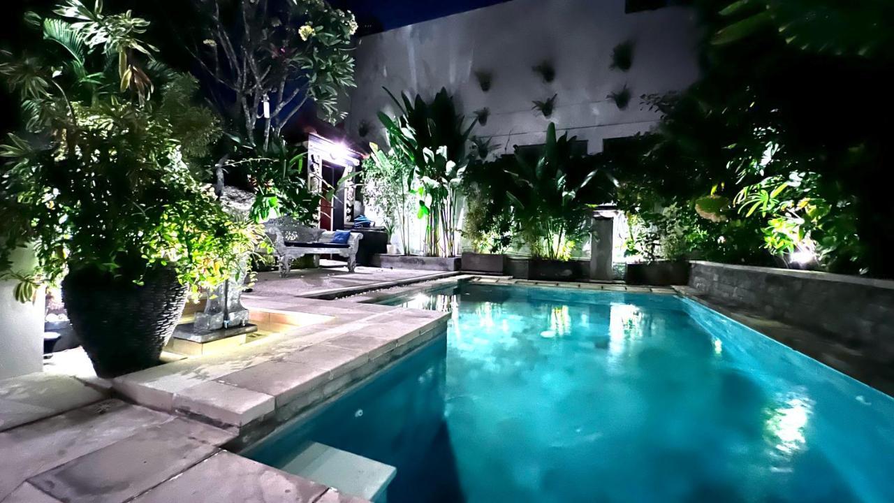 Villa Carissa Seminyak Centre, Bali By Le Ciel Hospitality Exteriér fotografie
