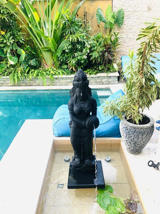 Villa Carissa Seminyak Centre, Bali By Le Ciel Hospitality Exteriér fotografie